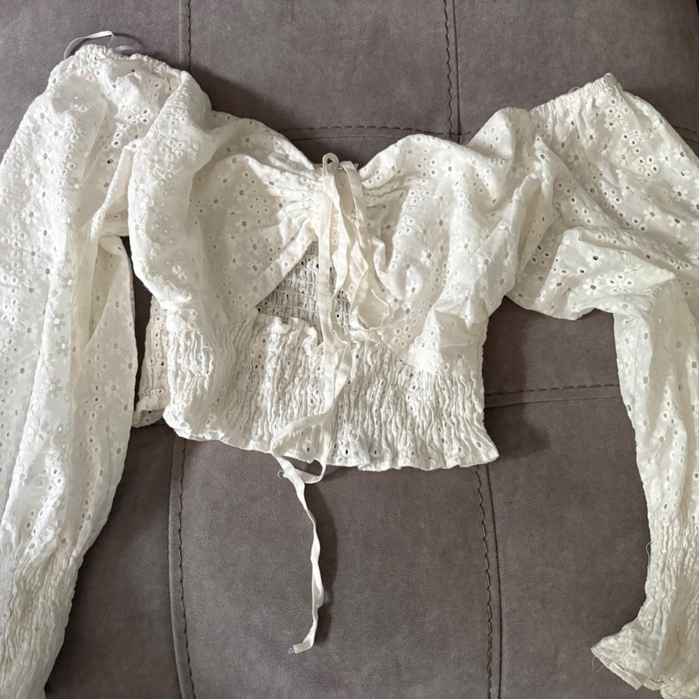 Zara Cream Lace Off-Shoulder Blouse